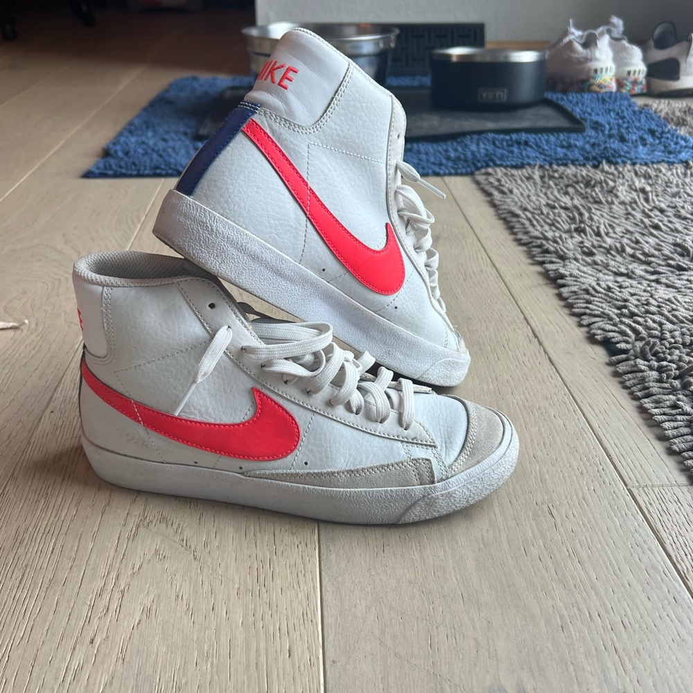 Nike Kids White and Red Sneakers